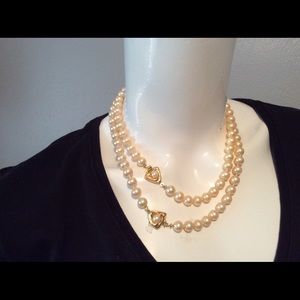 Pearl necklace - 2 stands